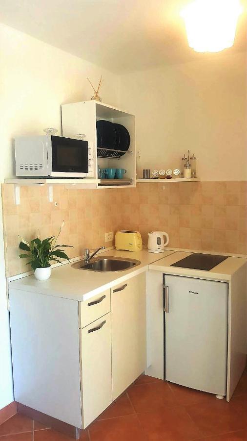 Studio Apartments Marra & Kech Плоче Екстериор снимка